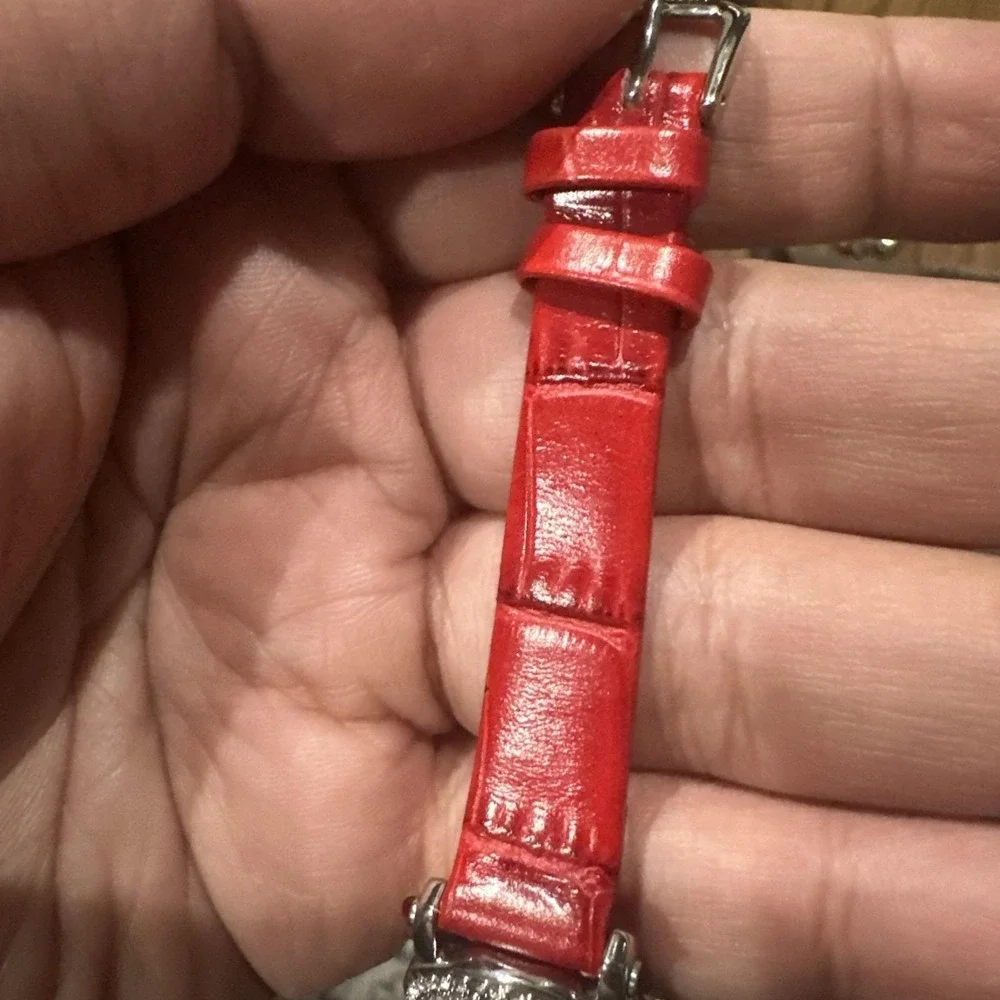 Fossil new battery